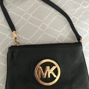 Mk wristlet .